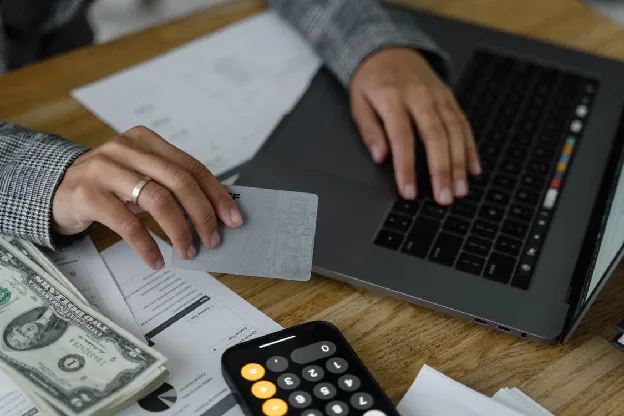 Which Payment Terms Protect You When Buying from China?